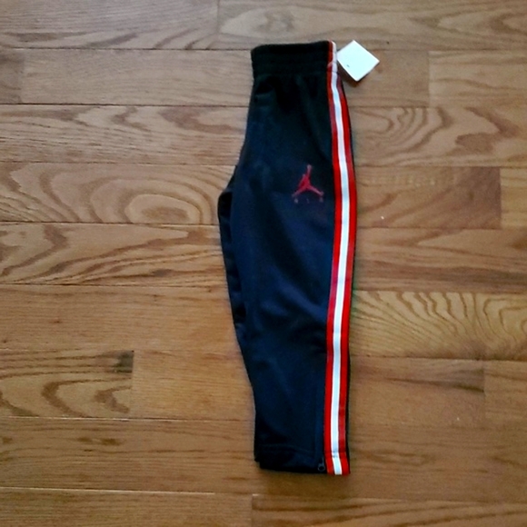 NWT: BABY BOYS 🏀AIR JORDAN JUMPMAN 🏀 SWEAT PANTS - Picture 2 of 8